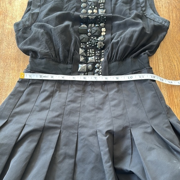 BCBG BLACK SLEEVELESS DRESS - Picture 9 of 12